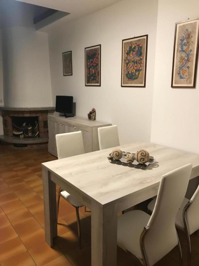 Casa Chia Lago Maggiore Лавено Екстериор снимка